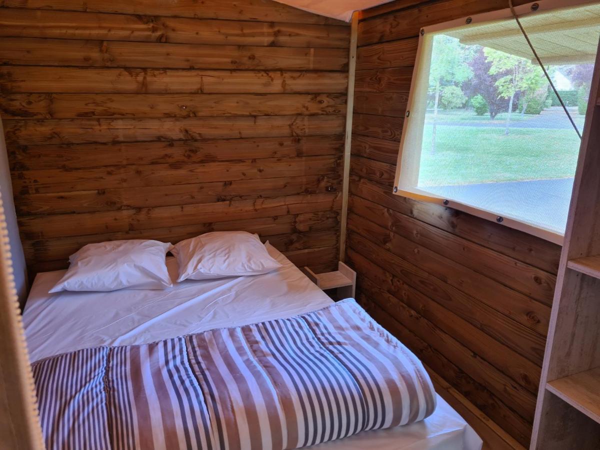 Resort & Camping - Val De Braye Bessé-sur-Braye 外观 照片